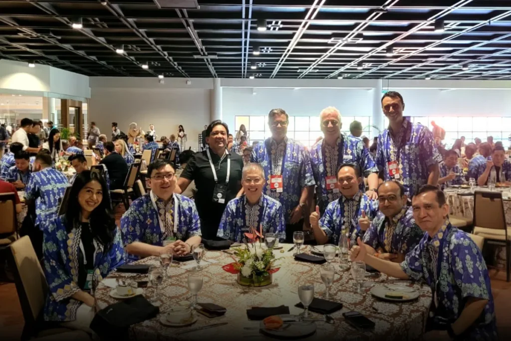 Membangun Konektivitas: Digital Edge Indonesia dan Indonet kunjungi BATIC 2024