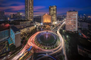 Mengoptimalkan Pengalaman Pengguna: Pentingnya Data Center dengan Latensi Rendah di Jakarta